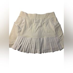 Monreal London Pleated Tennis Skort – NWT – Size Small (Cream)